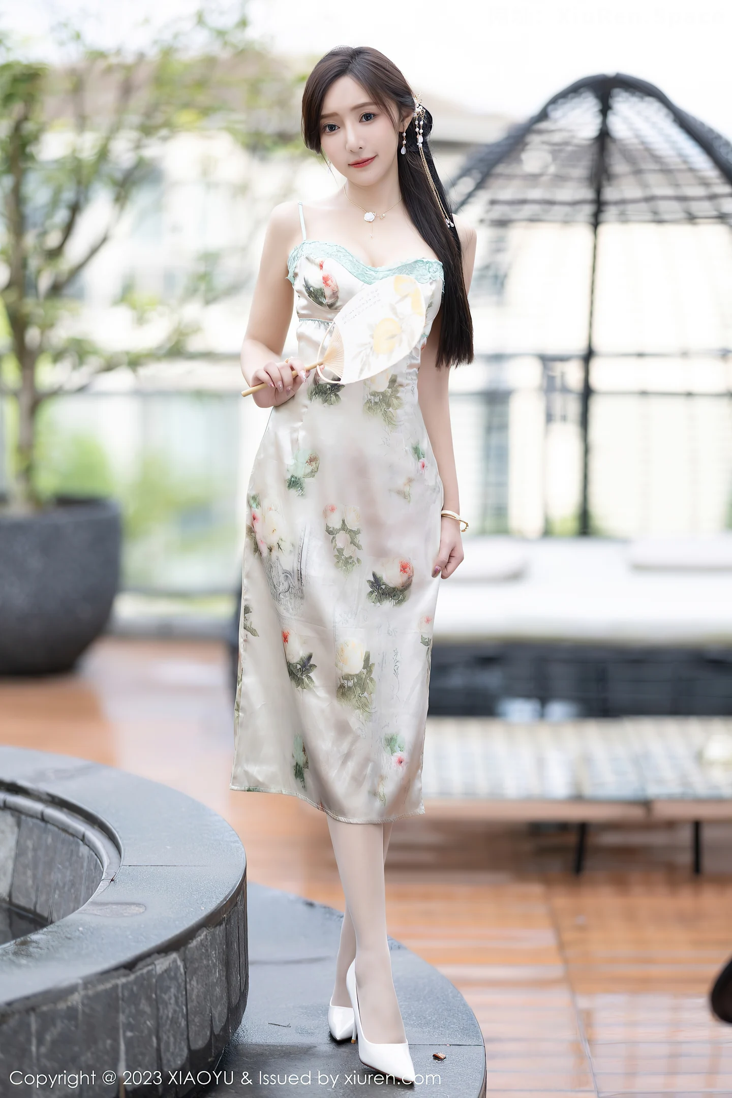 图片[2]-[XiaoYu画语界]Vol.1097 女神王馨瑶yanni性感浅色吊带长裙+粉色情趣旗袍完美诱惑写真83P-秀人网官方网站